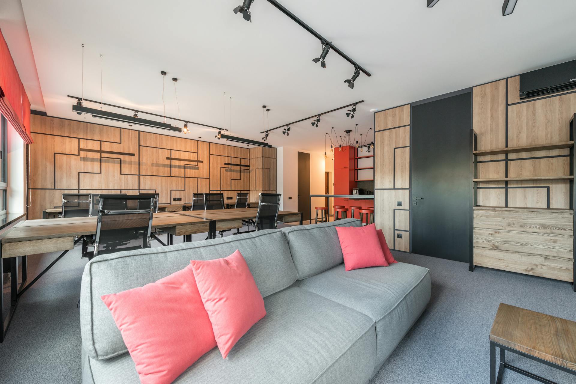 CREATIVE AREA